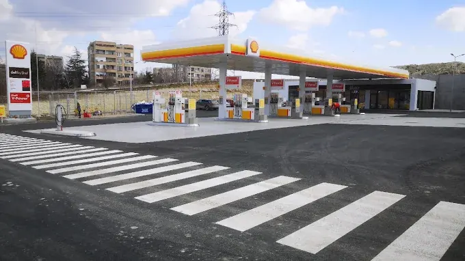 Бензиностанция Shell в Кърджали